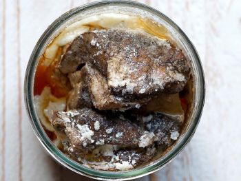 Confit de porc en conserve, r&ocirc;ti de porc en gel&eacute;e. Recette traditionnelle du Limousin, La Combe de Job boutique &agrave; Brive et conserverie Objat