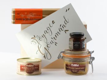 Coffret cadeau voyage gourmand La Combe de Job à Brive Corrèze avec foie gras, confit de figue et barre Pralus