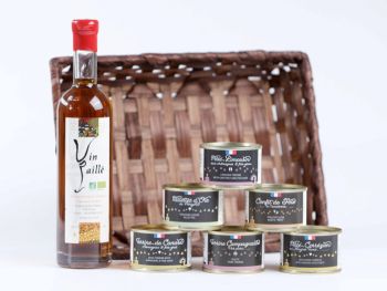 Corbeille gourmande artisanale 6 conserves p&acirc;t&eacute;s rillettes terrines et vin paill&eacute; blanc Corr&egrave;ze Domaine Chirac Jean Mage, cadeau La Combe de Job Objat Brive moins de 30 &euro;