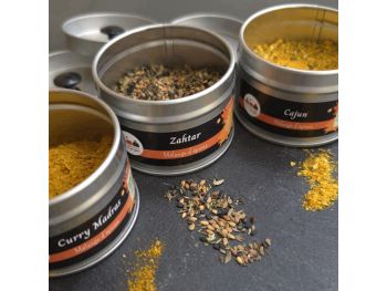 3 &eacute;pices incontournables en cuisine boutique la combe de job brive et conserverie Objat
